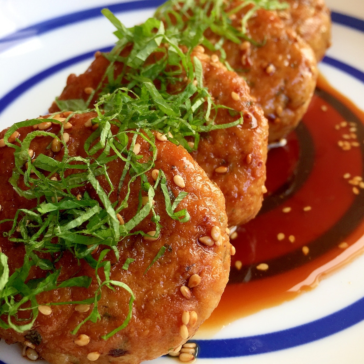 トビウオのヘルシー照り焼きバーグ レシピ 作り方 By Aka Ru 楽天レシピ トビウオのヘルシー照り焼きバーグ レシピ 作り方 By Aka Ru 楽天レシピ